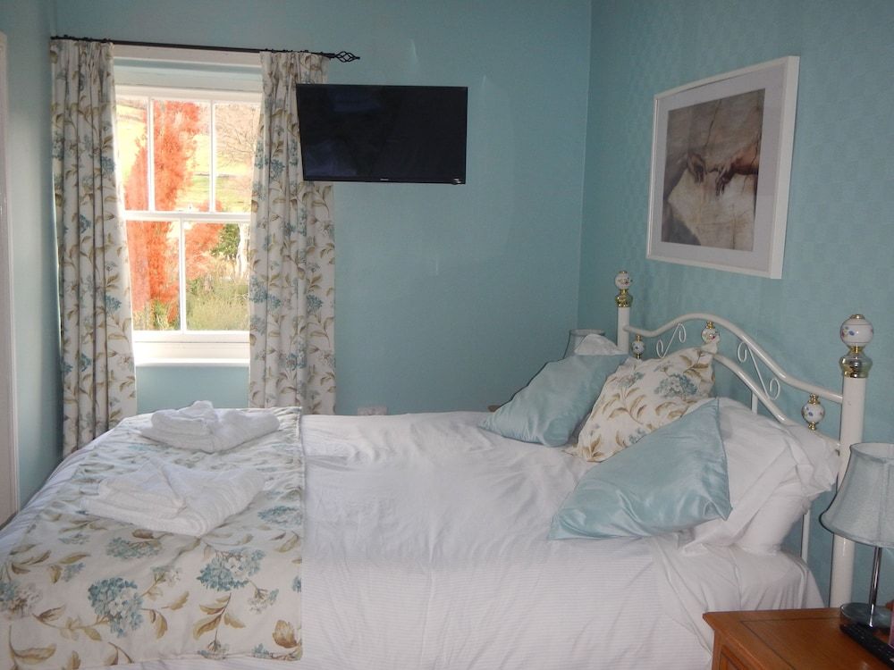 Elan Valley Hotel — Rhayader — photo 5