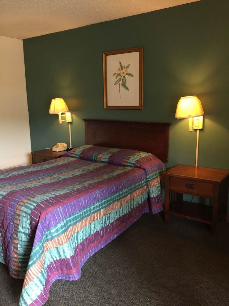 Hudson Plaza Motel Bayonne Jersey City - photo 2