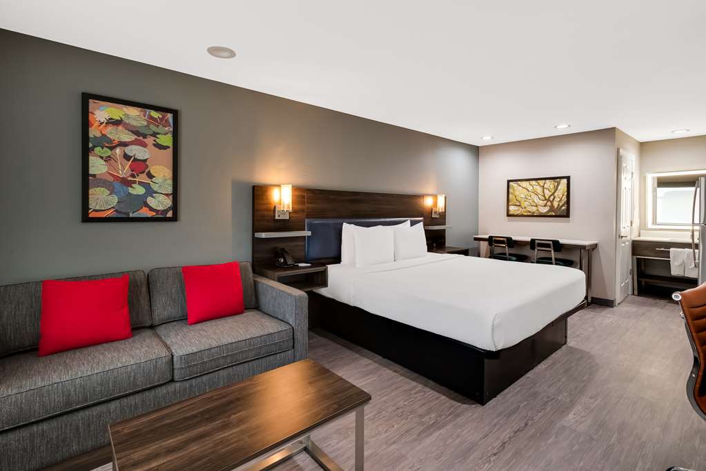 Best Western La Place Inn - photo 3