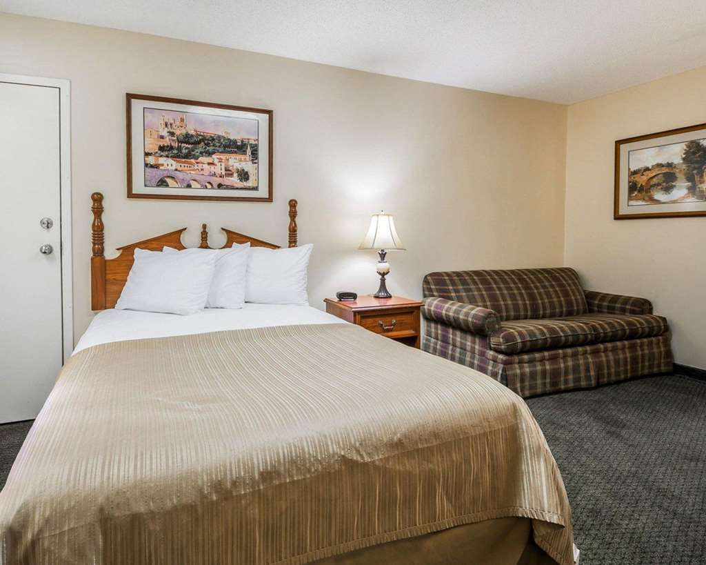 Quality Inn Bainbridge - photo 12