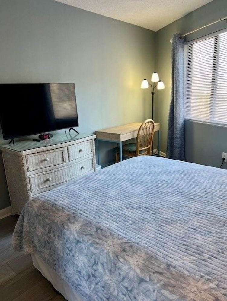Royal Garden Resort 301 3 Bedroom Condo by RedAwning - photo 8