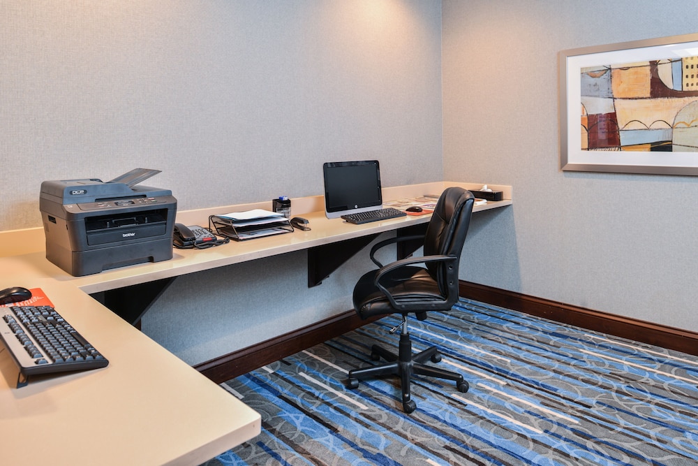 Holiday Inn Express & Suites York by IHG - photo 18