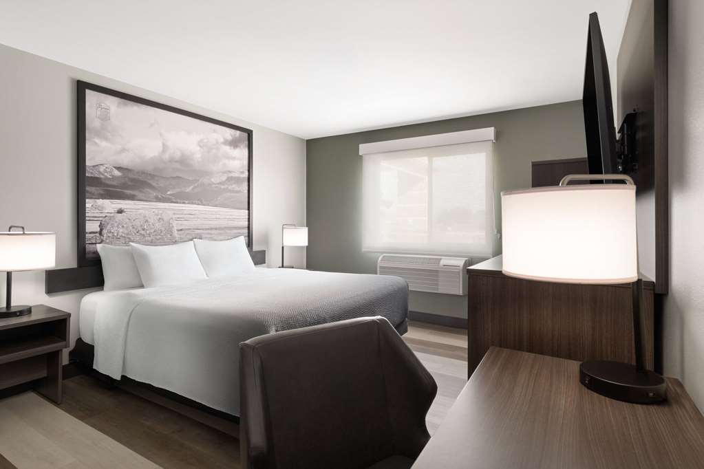 Super 8 by Wyndham Big Timber - photo 18