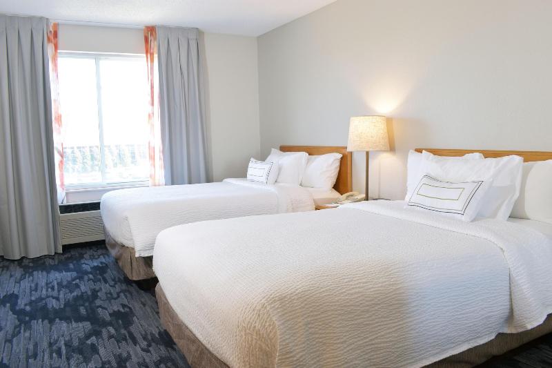 Fairfield Inn and Suites by Marriott Indianapolis East - photo 18