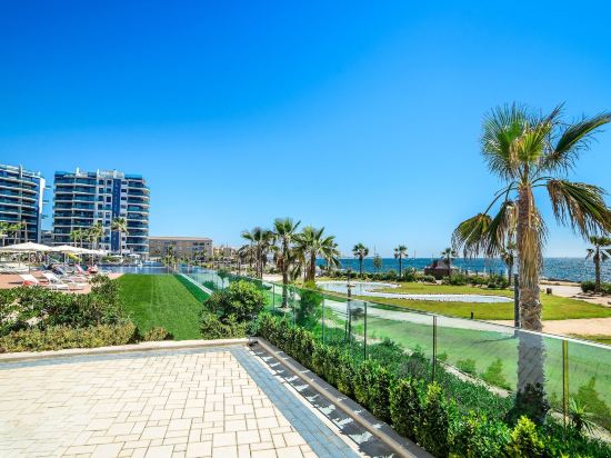 California — 4-Star Luxury Hotel in Torrevieja, Spain