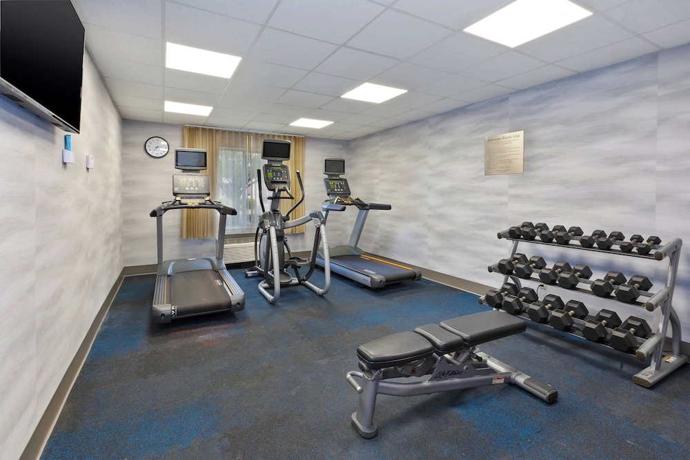 Fairfield Inn & Suites Columbus East - photo 26