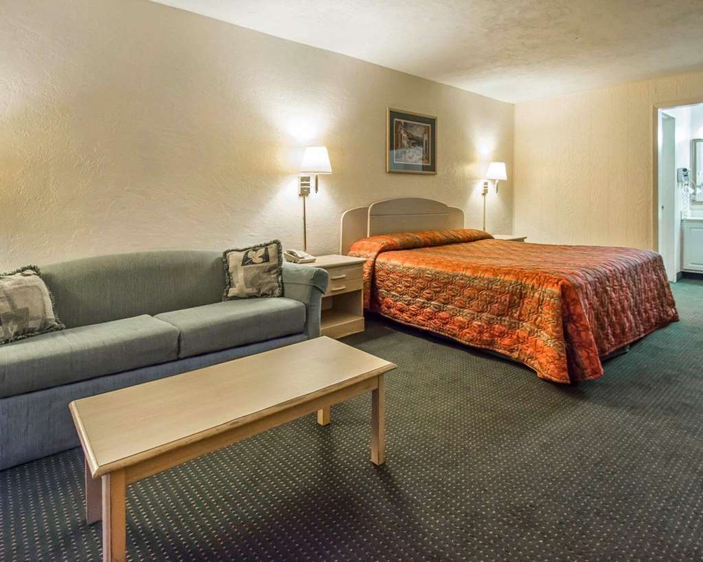 Rodeway Inn Gainesville University Area - photo 10