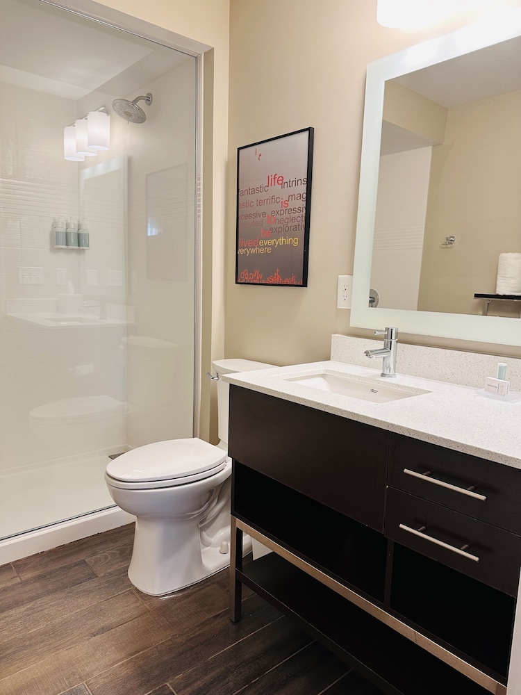 TownePlace Suites by Marriott Clinton - photo 17