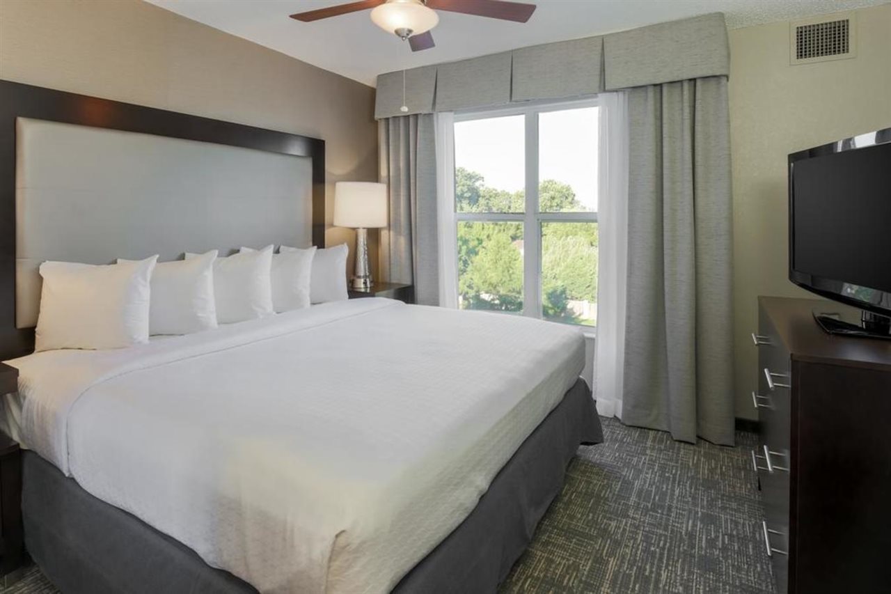 Homewood Suites by Hilton Southwind Hacks Cross - photo 7