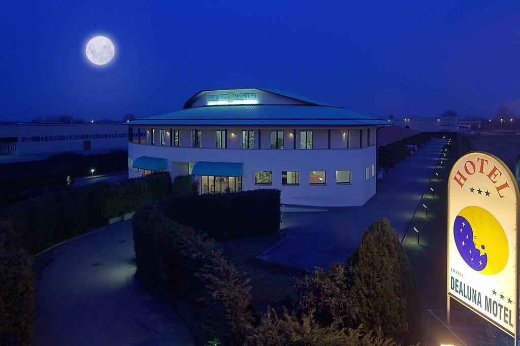 Dealuna Motel — hotel in Fidenza