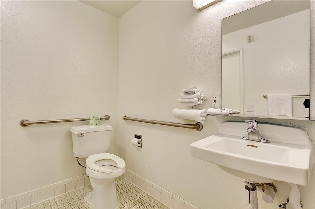 Motel6 Santa Rosa South - photo 14