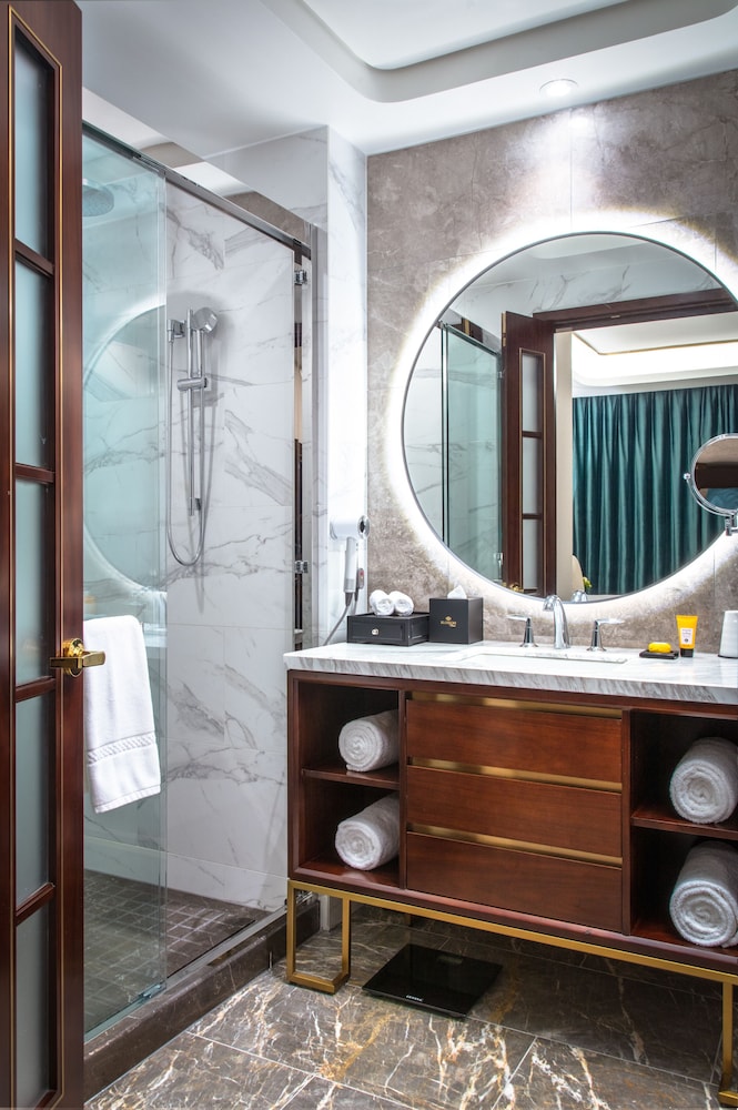 Blossom Hotel Houston Curio Collection by Hilton - photo 63
