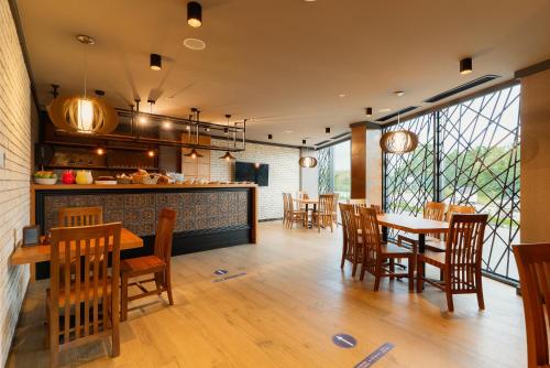 Cozy Loft Hotel