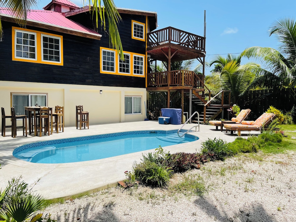 PUR Private Suites in San Pedro, Belize