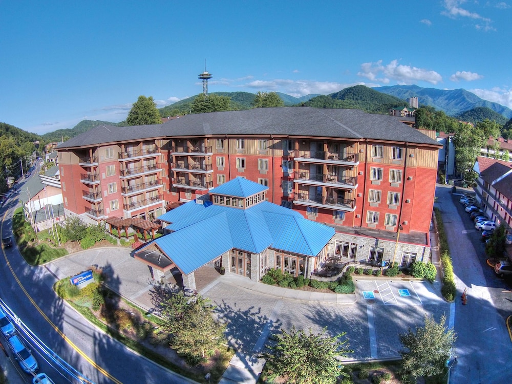 Hilton Garden Inn Gatlinburg - photo 39
