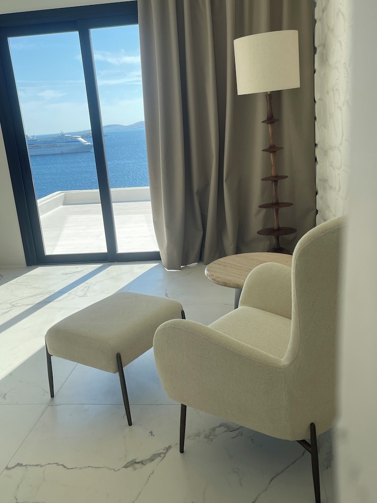 Tagoo Hills — Mykonos — photo 3