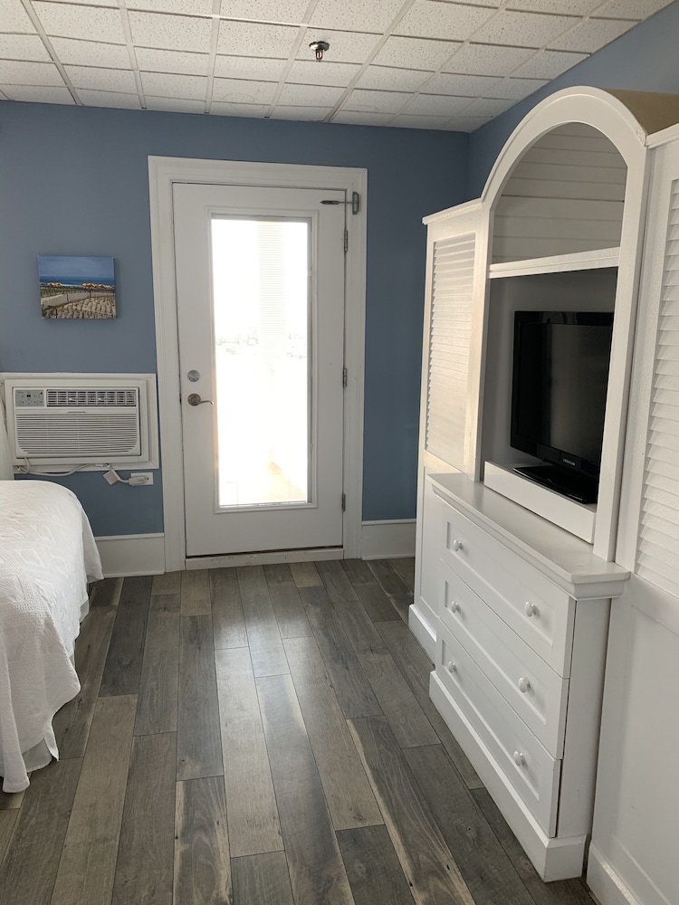 Ocean Manor Inn - photo 44