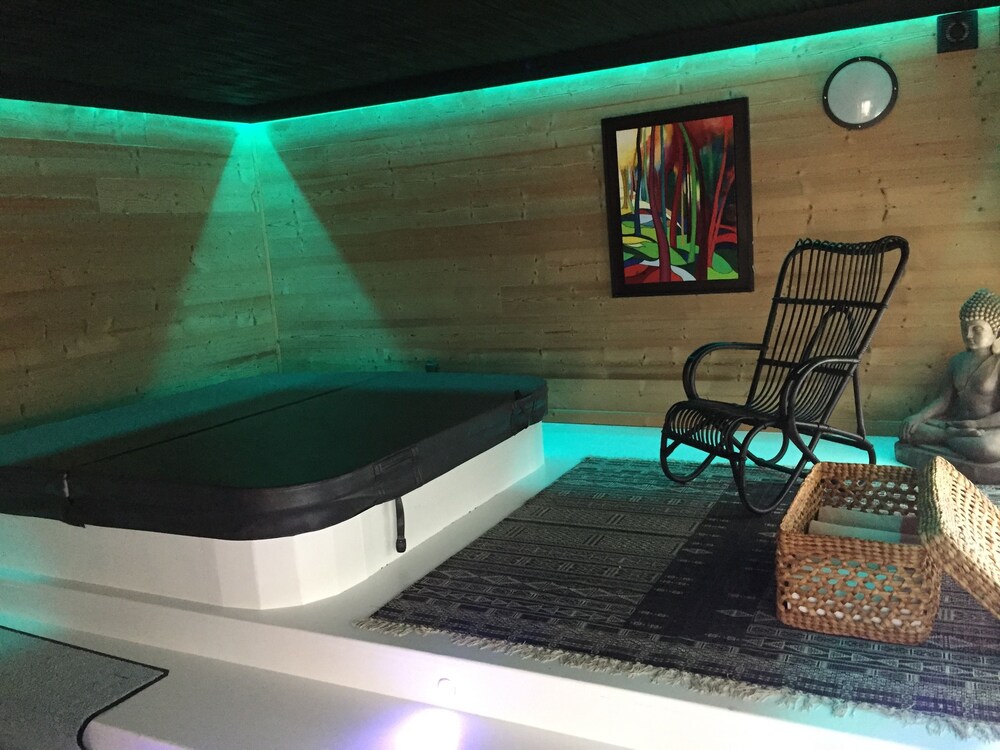 Les Suites De Bach — hotel in Ploemeur