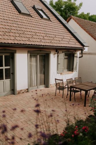 Neidhardt Vendégház — Boly — photo 5