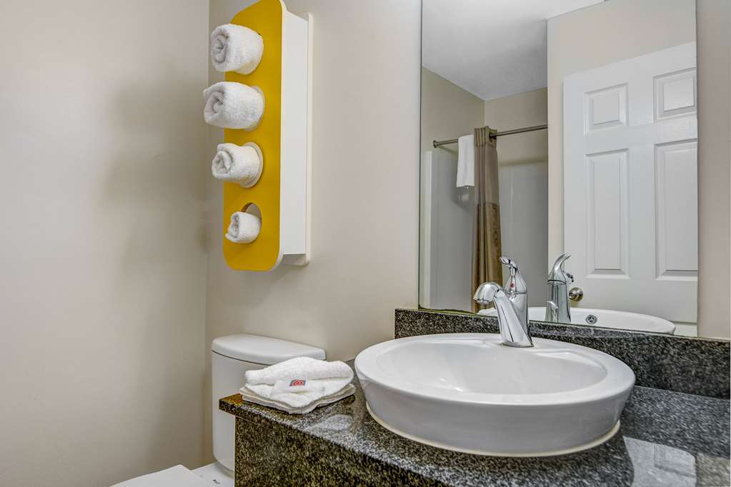 Studio 6 Extended Stay Atlanta GA Chamblee - photo 23