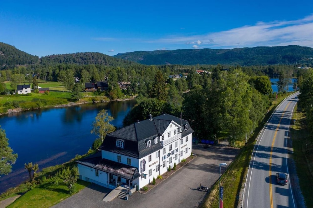 Dølen Hotel - carbon neutral hotel in Evje
