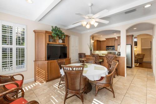 Siesta Avenida Townhome 5208 - photo 33