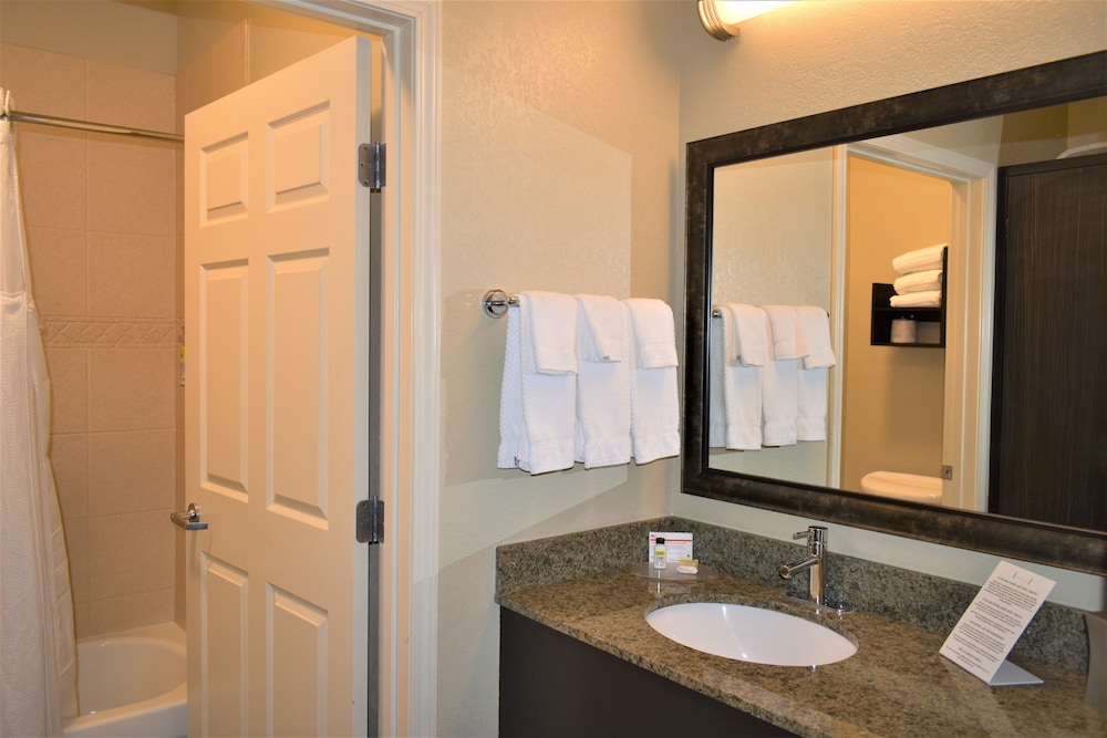 Staybridge Suites North Albuquerque by IHG - photo 15