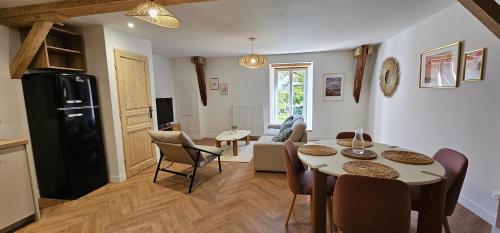 Gites Eth Refugi 4 Etoiles Les Echappees Belles - last minute hotel in Unknown City