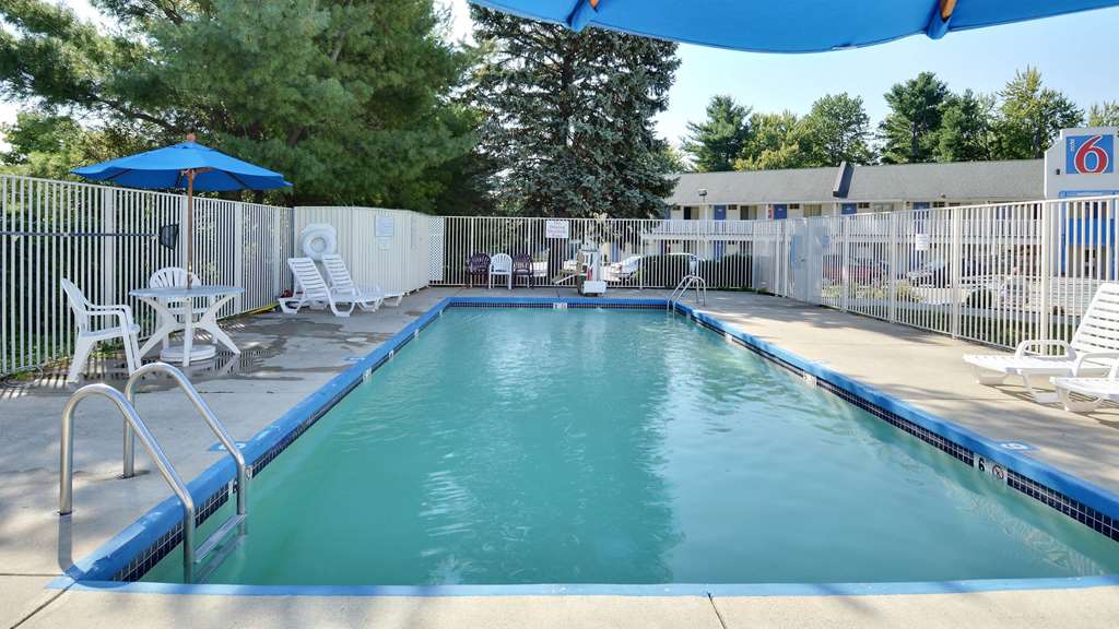 Motel 6 Nashua NH North - photo 2