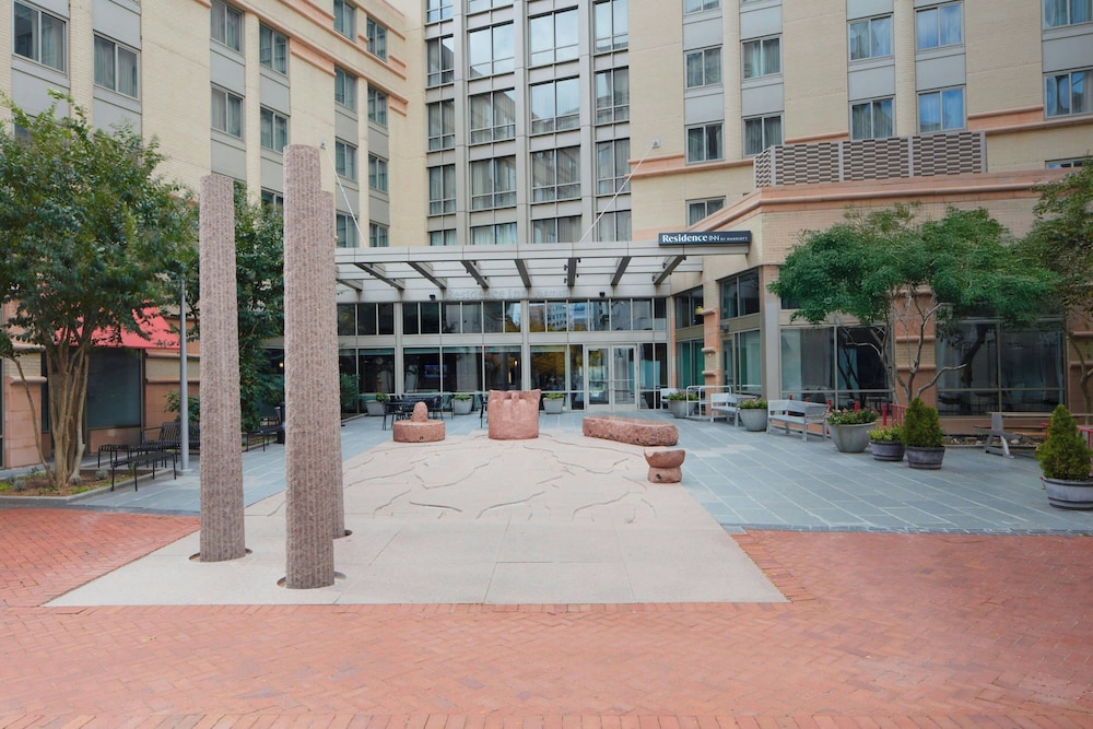 Residence Inn by Marriott Arlington Courthouse - photo 18
