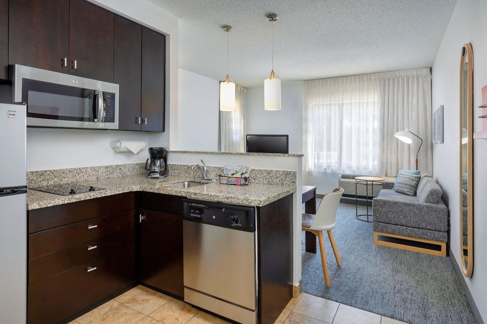 TownePlace Suites York - photo 11