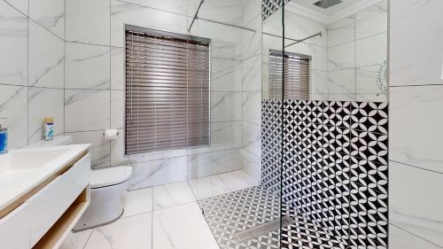 Seas the Day 3 Bedroom House — 4-Star Luxury Hotel in Scottburgh, South Africa