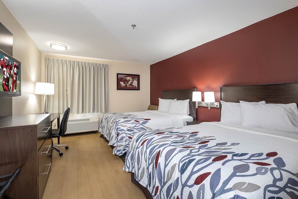 Red Roof Inn Raleigh Southwest Cary - photo 7