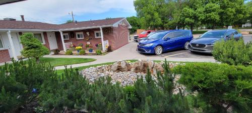 Husker Inn - photo 22