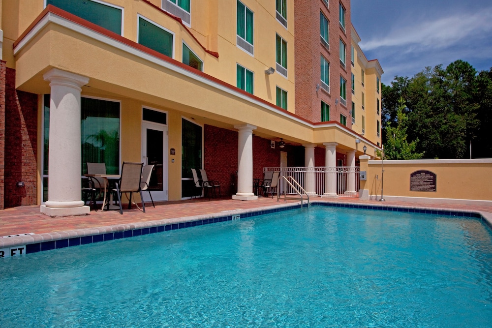 Holiday Inn Express & Suites Chaffee Jacksonville West by IHG - photo 15