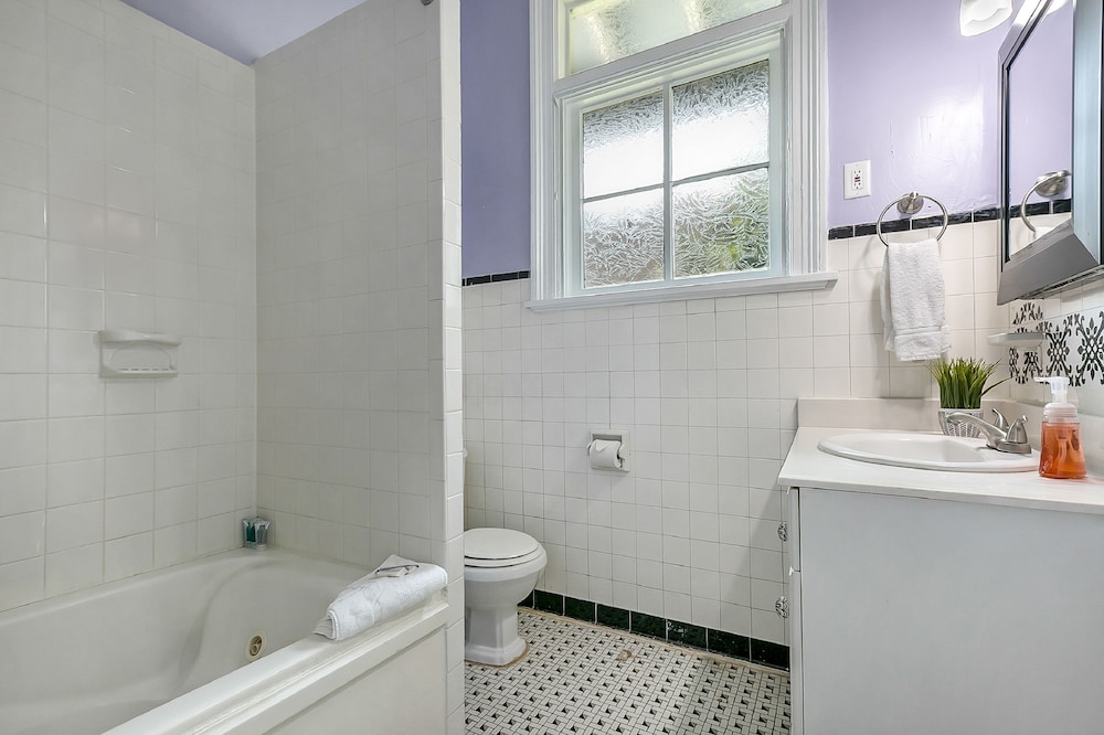 Canal Express Rooms - photo 34