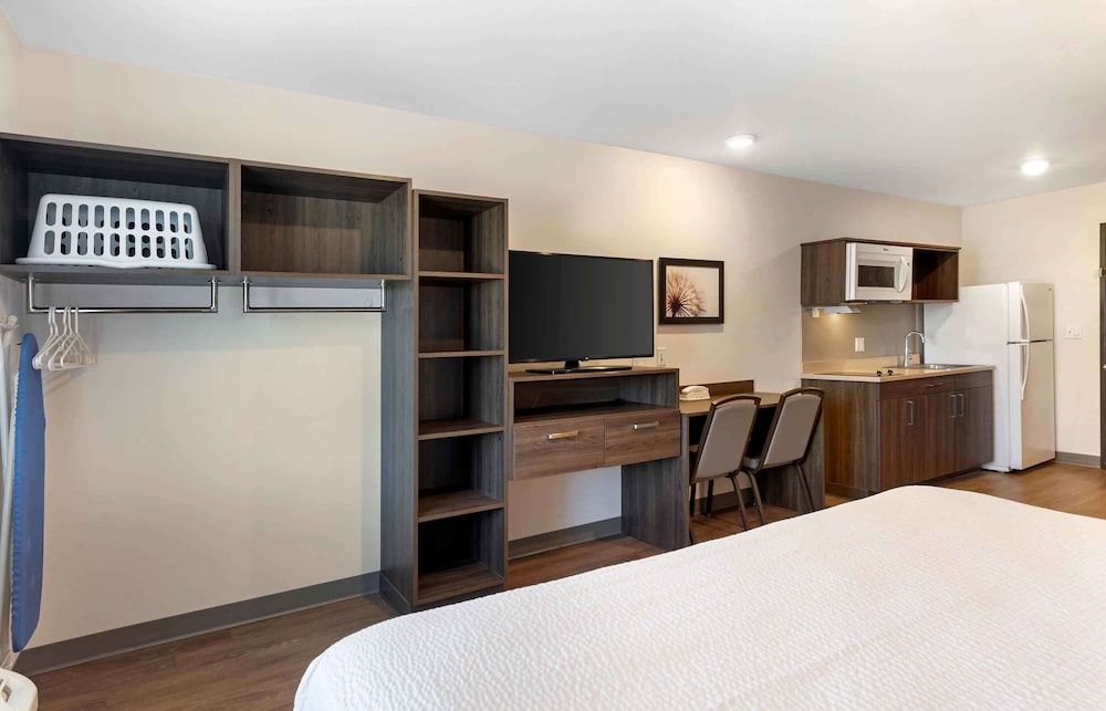 Extended Stay America Suites Tampa Casino Area - photo 34