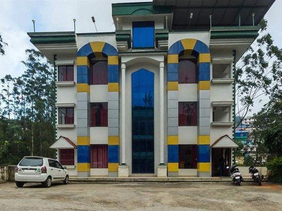 Hotel Karthika Residency - last minute hotel in Munnar