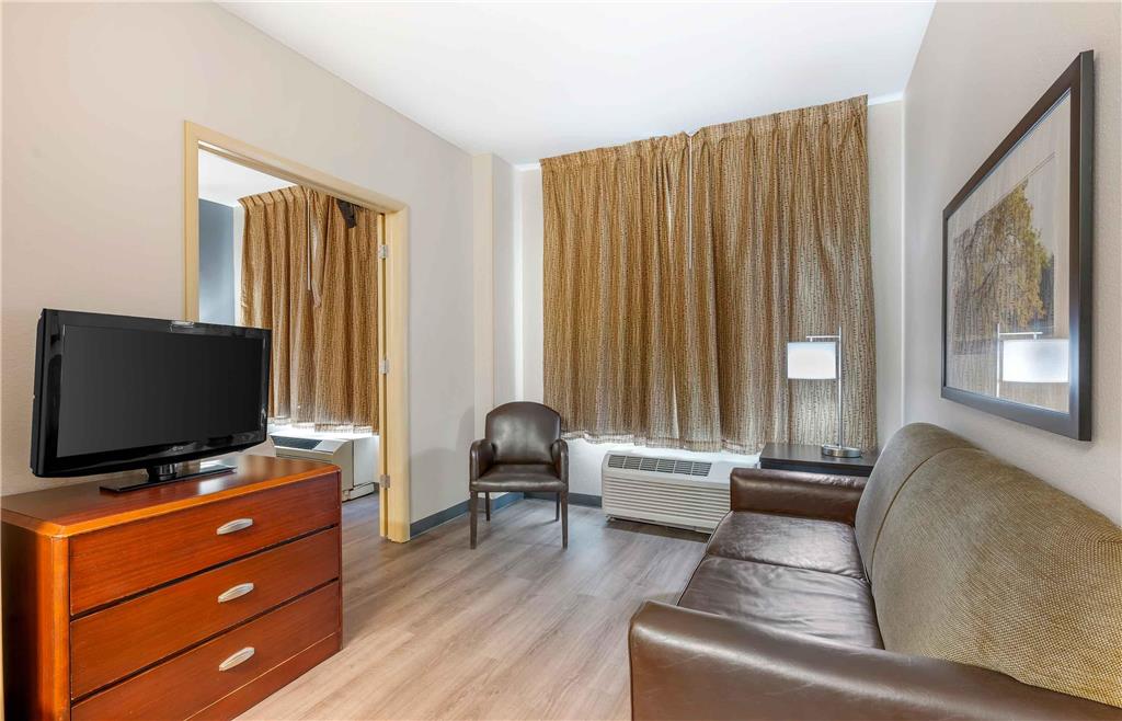Extended Stay America Suites Indianapolis Airport W Southern - photo 46