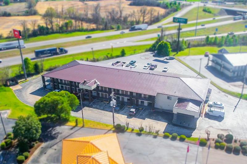 OYO Hotel Brownsville TN I 40 - photo 3