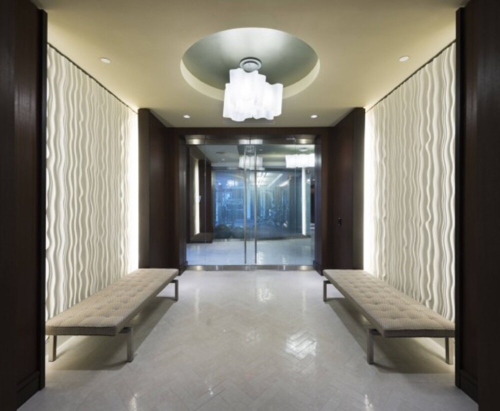 Global Luxury Suites at Cambridge Park - photo 2