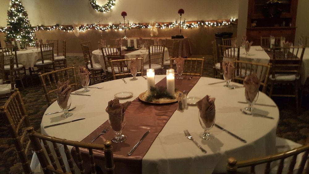 Crookston Inn & Convention Center - photo 20