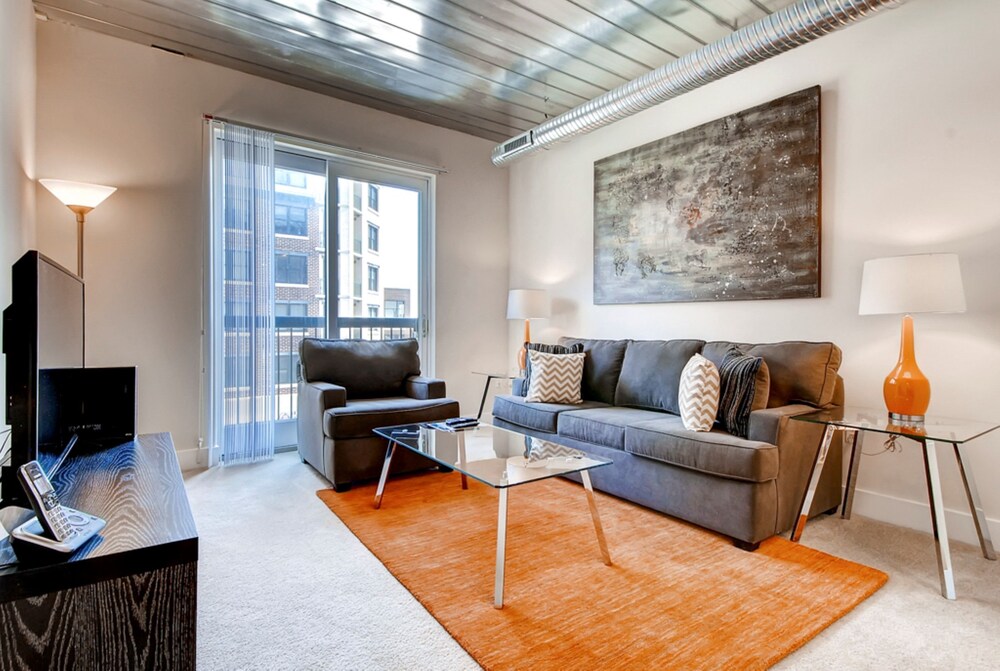 Global Luxury Suites at Whetstone Way — 4-Star Luxury Hotel in Baltimore, United States