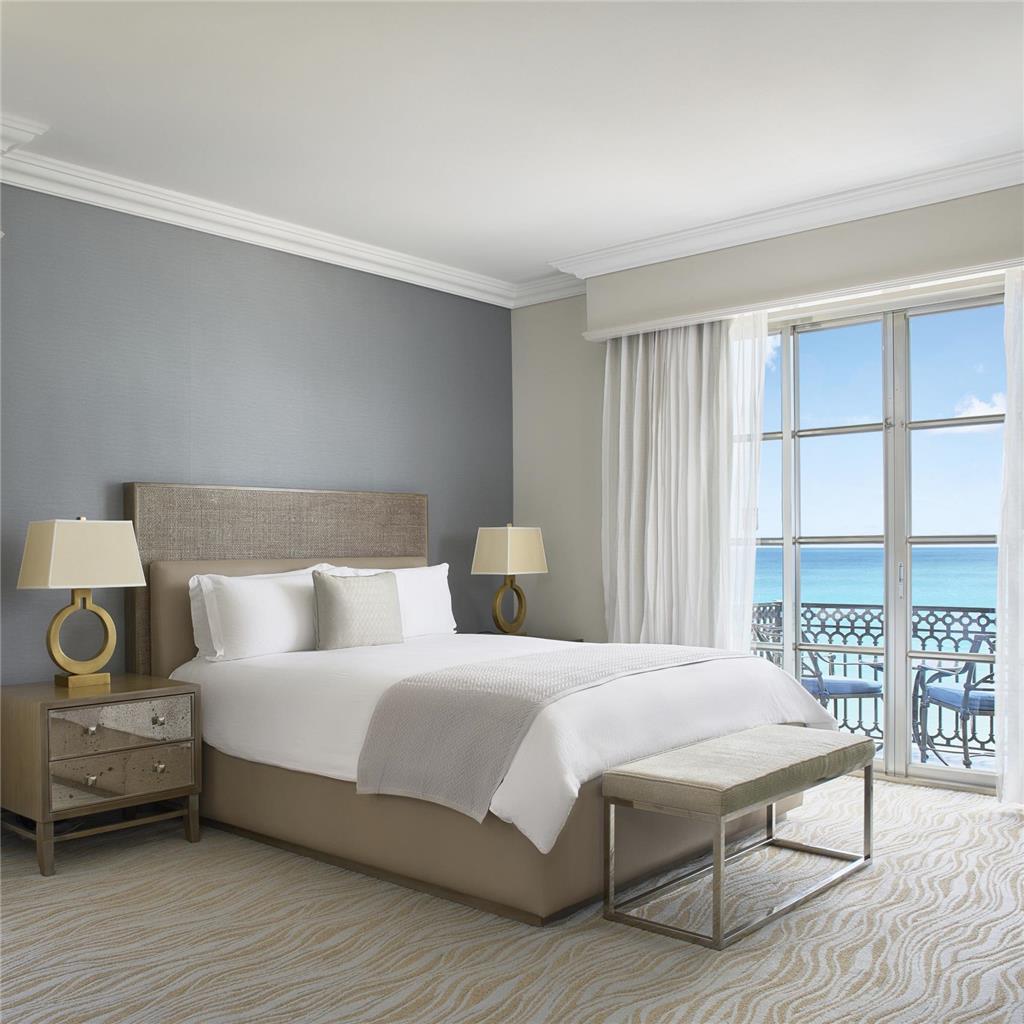 KICUN1_Seafront Suite_Bedroom.jpeg