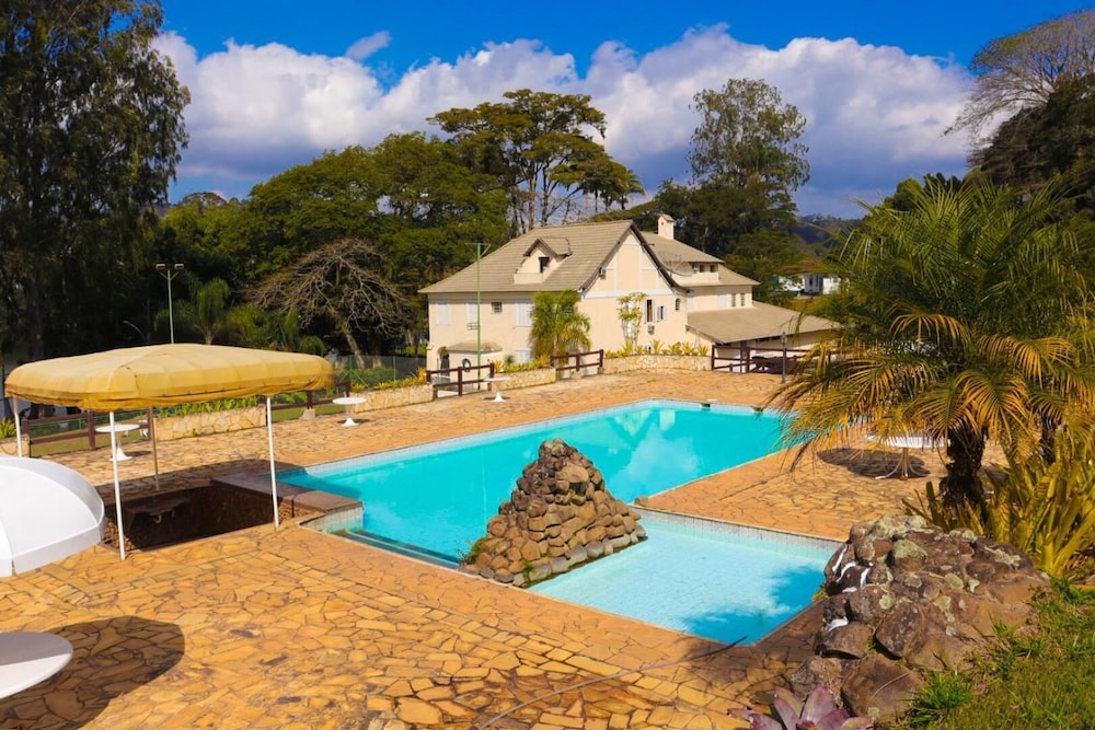 Hotel Itamaracá in Miguel Pereira, Brasil