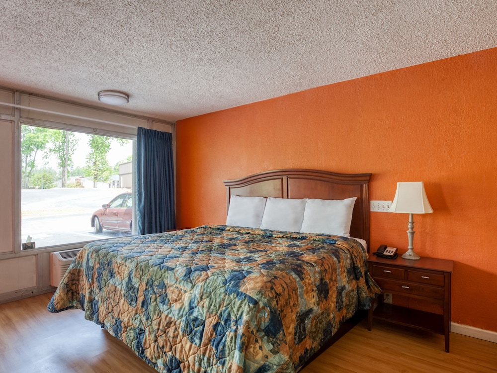 Haven Inn & Suites - photo 9