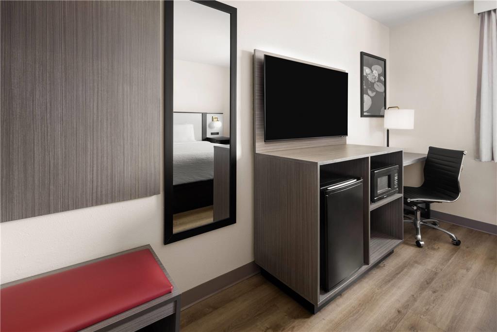 Ramada by Wyndham York Harrisburg Hershey - photo 23
