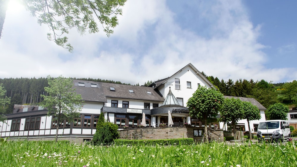 Hotel Restaurant Schweinsberg in Lennestadt, Germany