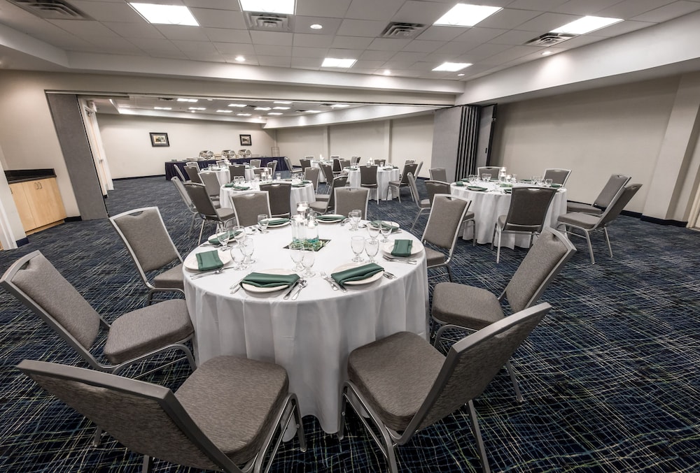 Holiday Inn Raleigh Downtown - photo 35