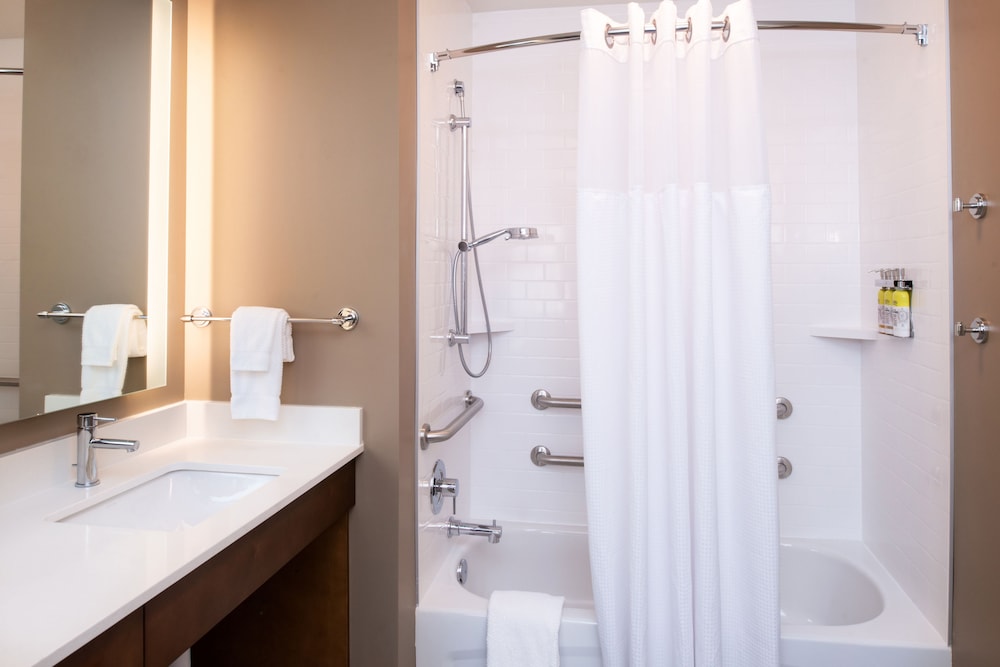 Staybridge Suites St George by IHG - photo 24
